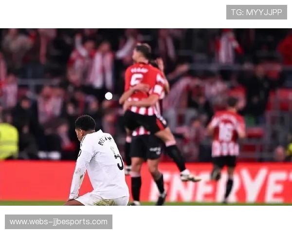 毕尔巴鄂门将失误合集，皇马客场三球大胜技术分析