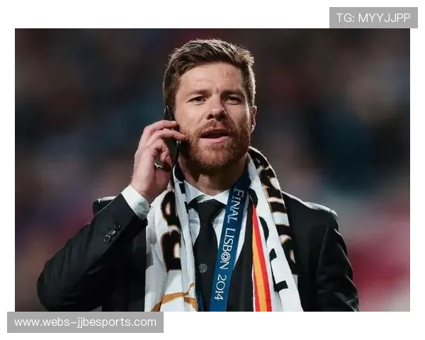 皇马换帅后首战告捷，阿韦洛亚西甲执教首秀稳健起步